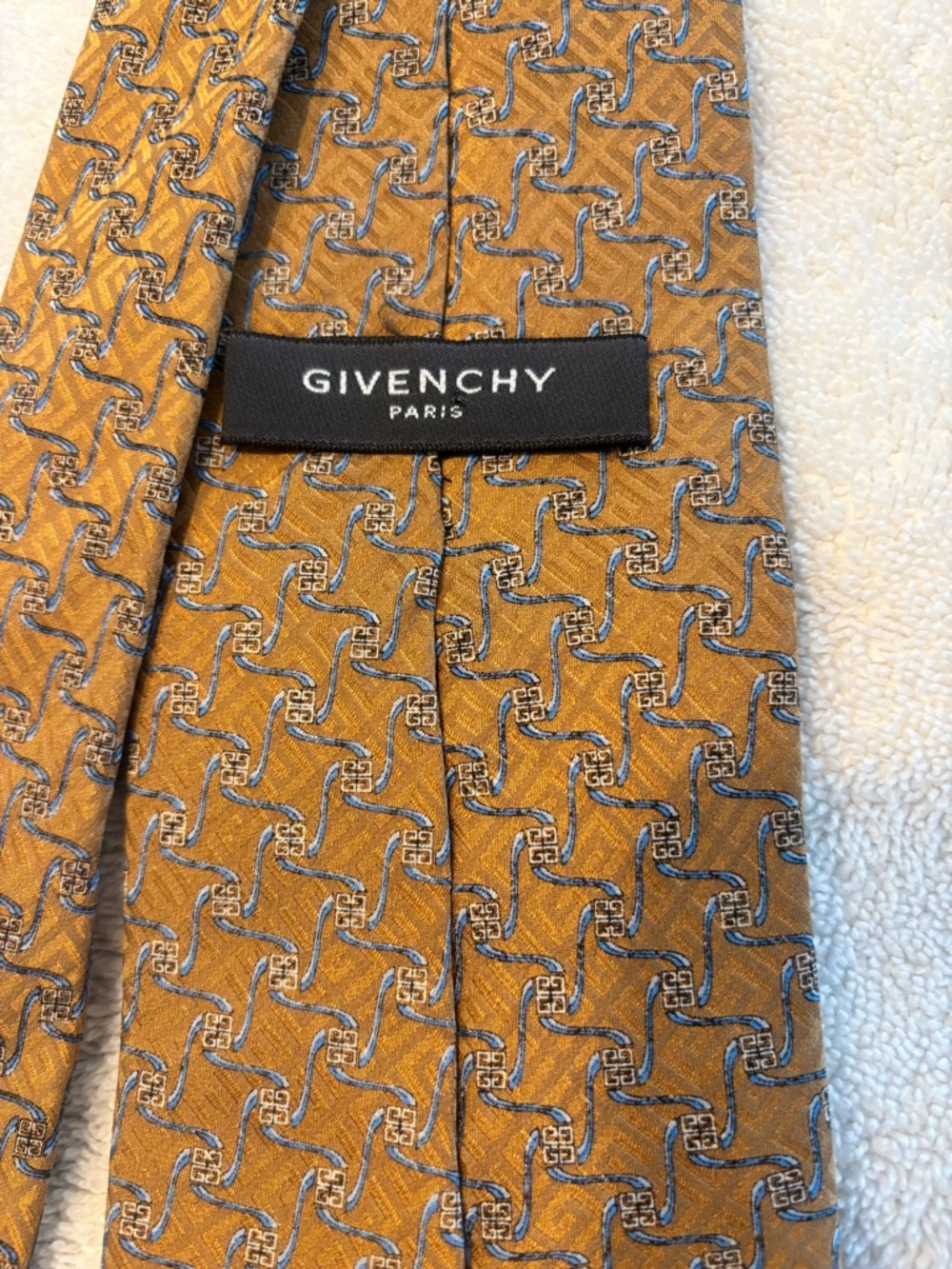 Givenchy Tie - Picture 5 of 7